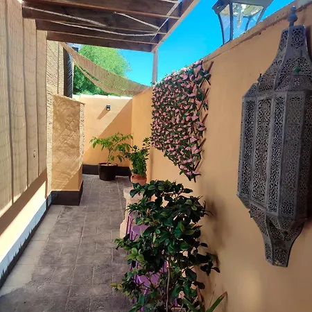 Con Piscina Privada Y Jardin Familias Y Parejas Holiday home *