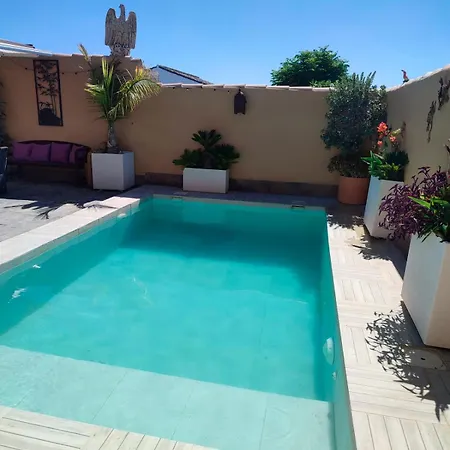 Holiday home Con Piscina Privada Y Jardin Familias Y Parejas